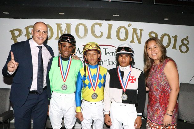 Carlos De Oliveira Jr. Luis Pedroza, Jean Carlos Rodríguez, Joseph Trejos y Graciela Yung Shing Carlos De Oliveira Jr. Luis Pedroza, Jean Carlos Rodríguez, Joseph Trejos y Graciela Yung Shing