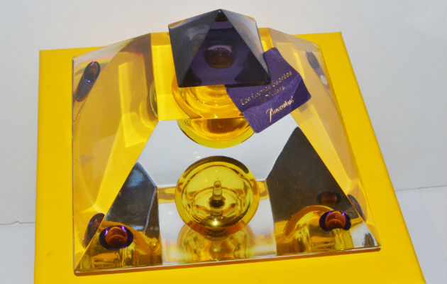 Baccarat Les Larmes Sacrees de Thebes Baccarat Les Larmes Sacrees de Thebes
