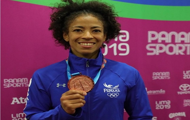 Miryam Roper con bronce. Foto:Cop Miryam Roper con bronce. Foto:Cop