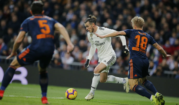 Gareth Bale se retiró del partido lesionado. Foto AP Gareth Bale se retiró del partido lesionado. Foto AP
