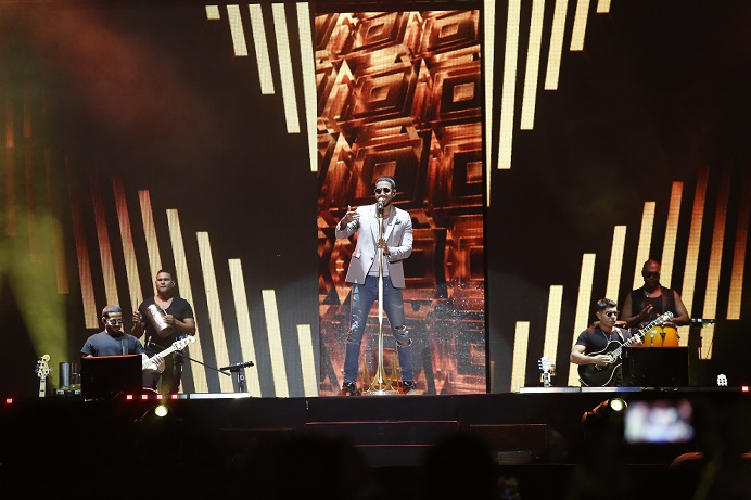 Romeo Santos se adueñó del Estadio Rommel Fernández. Foto: Aurelio Herrera Romeo Santos se adueñó del Estadio Rommel Fernández. Foto: Aurelio Herrera