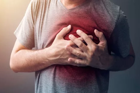 ACV en aumento: jóvenes panameños en riesgo por obesidad, hipertensión y vapeo