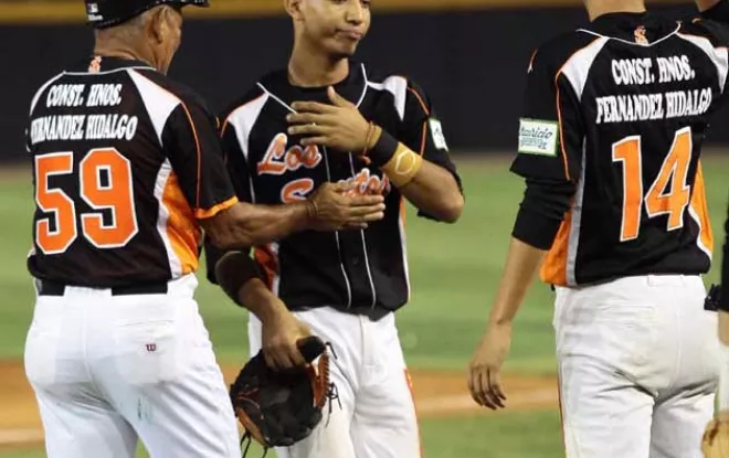 José Caballero escogido el MVP del torneo de béisbol juvenil