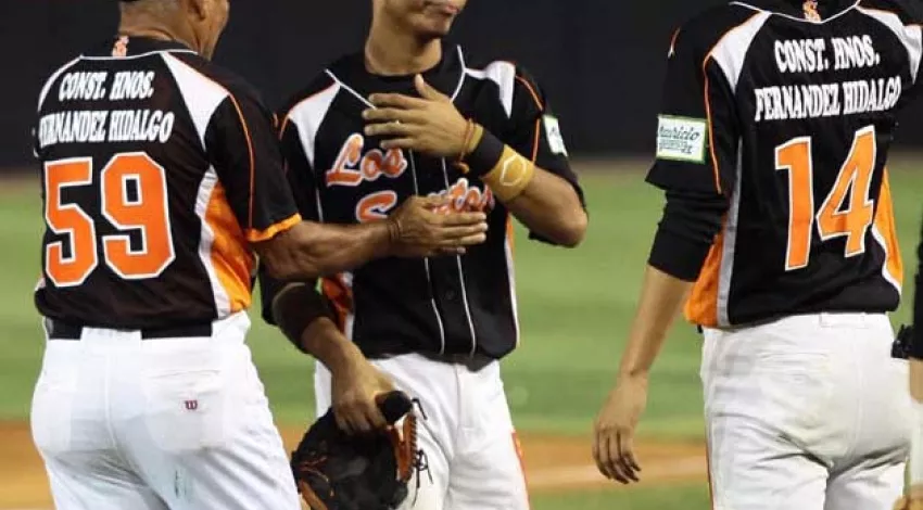 José Caballero escogido el MVP del torneo de béisbol juvenil