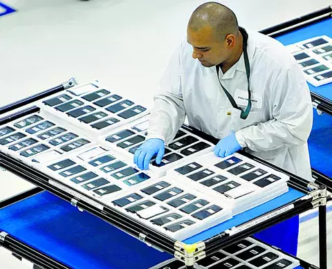Google aumenta 20% sus ganancias, a pesar de las pérdidas con Motorola 