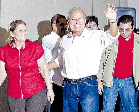 FMLN y Arena buscan alianzas para ganar los comicios presidenciales 