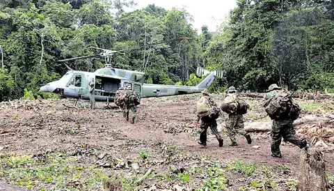 Senafront busca a tres colombianos 