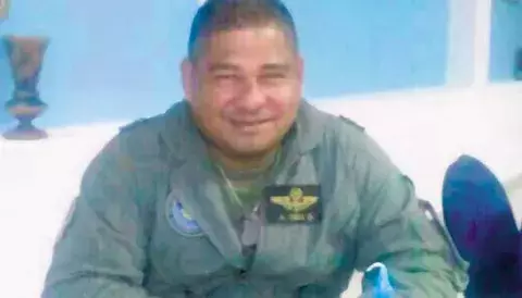 Familiares del piloto de nave accidentada lloran su deceso