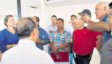  Aduanas ordena el cierre de 11 ‘duty free’ en el área fronteriza  