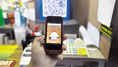 Moneda virtual bitcóin sufre otro revés tras la interrupción del servicio  