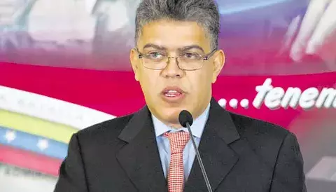 Venezuela da ultimátum a tres funcionarios de EE.UU. 