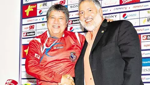 Gómez llegará al país a mediados de marzo y se radicará desde julio 