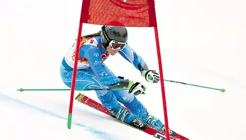 Tina Maze consigue el doblete en el descenso 