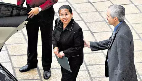  Colombianos solicitarán indagar a Pilar Hurtado 