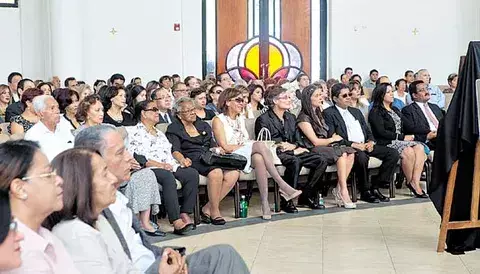 Hasta luego, a la viuda de A. Sinclair 