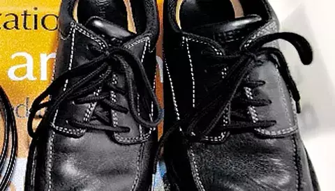  Viajeros podrían llevar explosivos en sus zapatos 