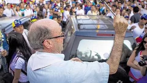 Opositores denuncian una brutal represión por parte del Gobierno 