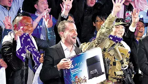 Sony lanzó PlayStation 4 en Japón y fue el último país en recibirlo 