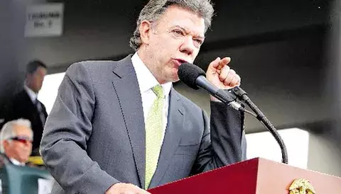 Santos defiende actuar ‘con severidad’ 