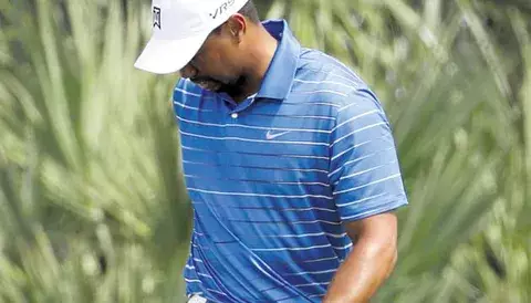 Mal inicio para Woods 