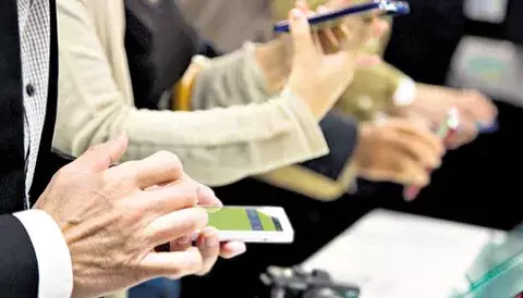 Compañías buscan ser parte del mundo de las aplicaciones móviles