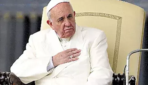 El papa se enferma 