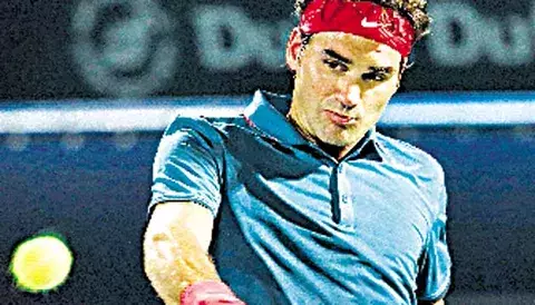 Federer irá por el título ante Tomás Berdych 