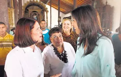 De Martinelli: La mujer busca equidad   
