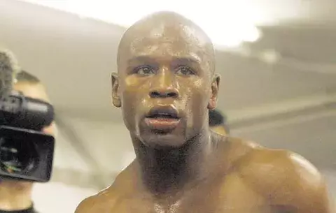 Floyd elogia a Maidana 