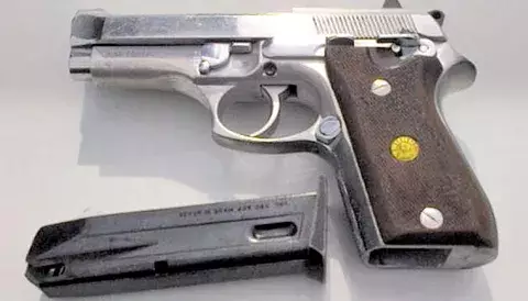Hallan arma, drogas y municiones en Colón 