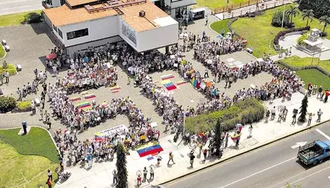 Venezolanos desesperados, Maduro les monta un cerco 