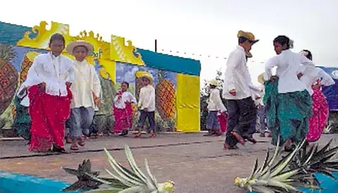 Adelantan feria 