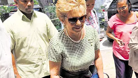  Expresidenta niega presiones de Martinelli 