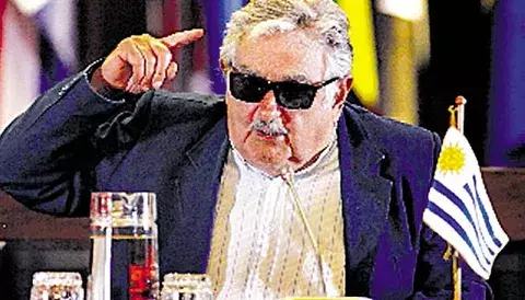 Critican a Mujica 