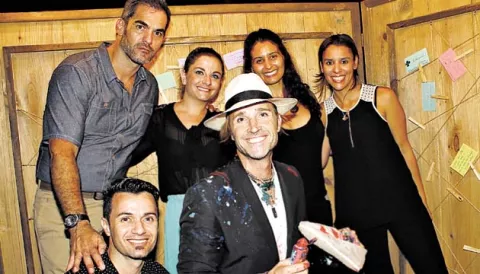 Lanzamiento del movimiento TOMS