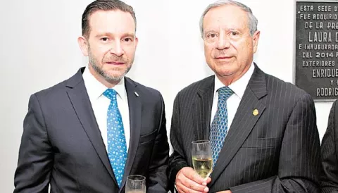 Inauguración de sede de embajada