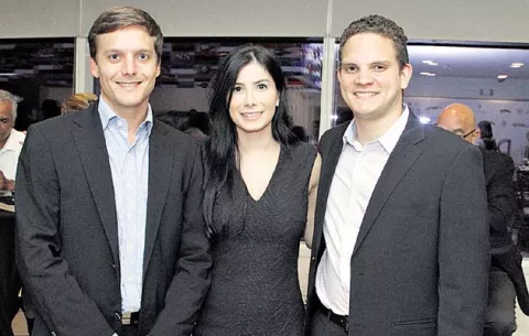 Exclusivo brindis por aniversario