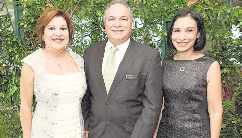 Coctel en honor a las Debutantes 2014