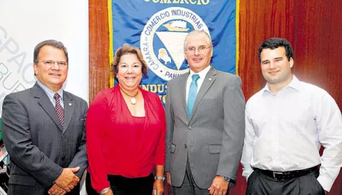 Juramentación de nueva membresía