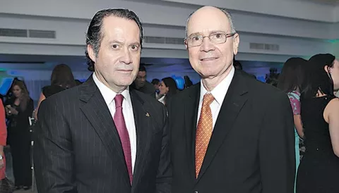 Presentación de nuevo presidente
