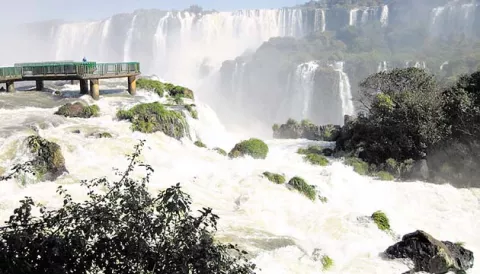 Una experiencia bajo la fuerza del agua
