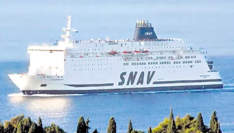 Travesía a Bocas en ‘ferry’ de lujo