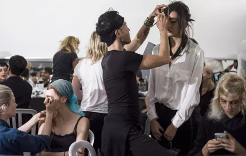 Backstage en las últimas semanas de moda