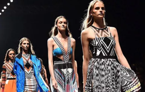 La Semana de Moda de Milán abrió hoy con diseños lánguidos para primavera 2015