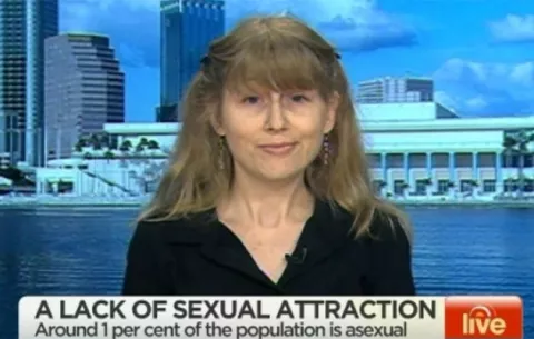 Me interesas tanto como una tortuga: Autora de libro sobre "asexuales"