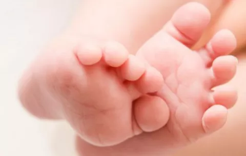 Nace en Suecia el primer bebé tras un trasplante de útero