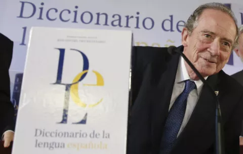 Wifi, amigovio y botellón entran en el Diccionario de la RAE