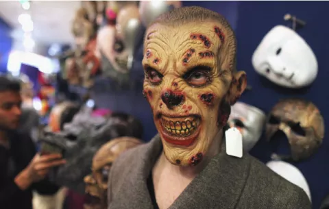 ¿Disfraces de ébola para Halloween? 