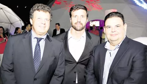 Reunión anual de la asociación de diarios