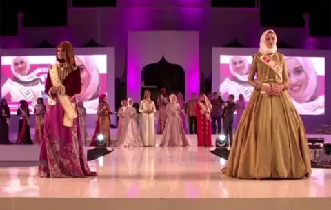 Coronan a la Miss Musulmana